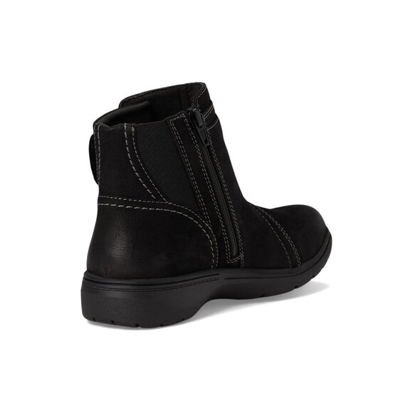 Clarks Carleigh Ankle Boot Black Nubuck 9 Narrow New $120 - Picture 3 of 5